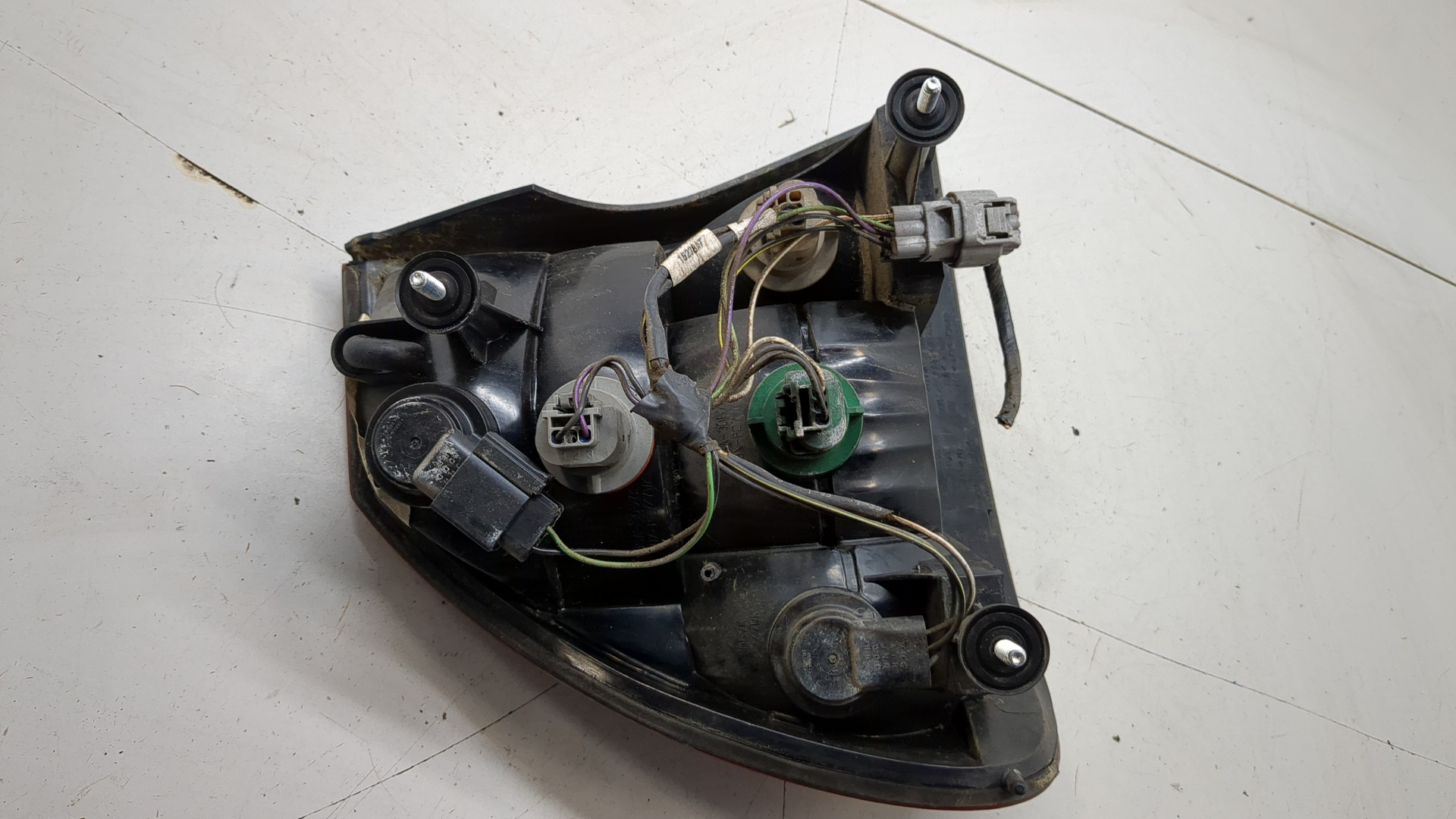 Фонарь задний правый