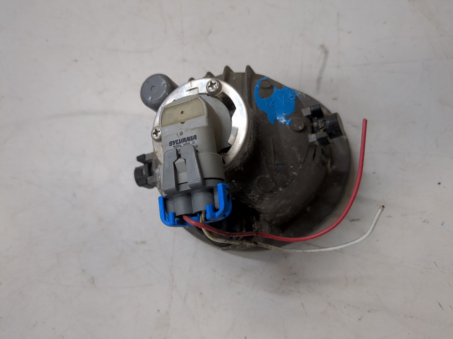 Фара противотуманная правая