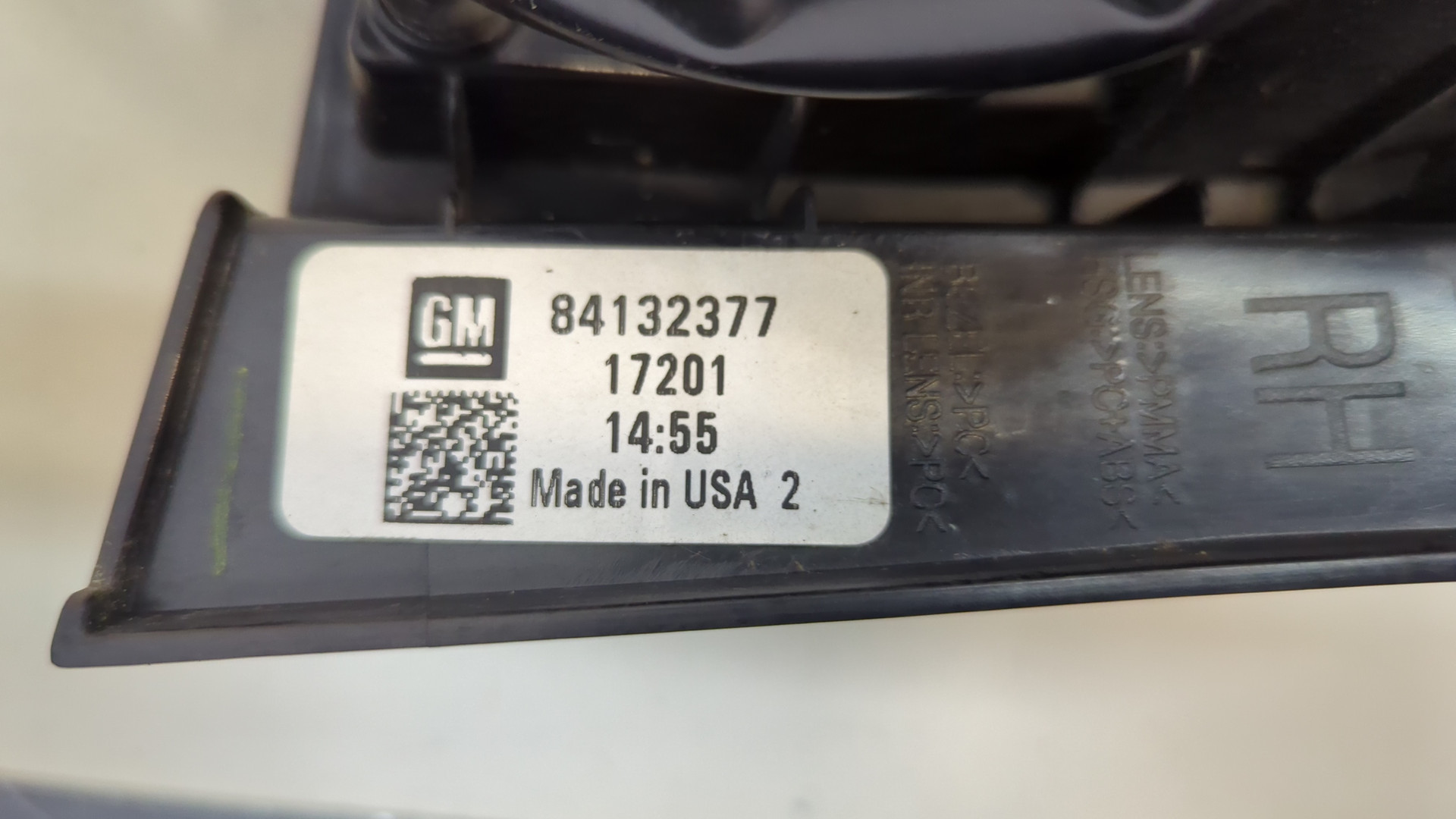 Фонарь задний правый