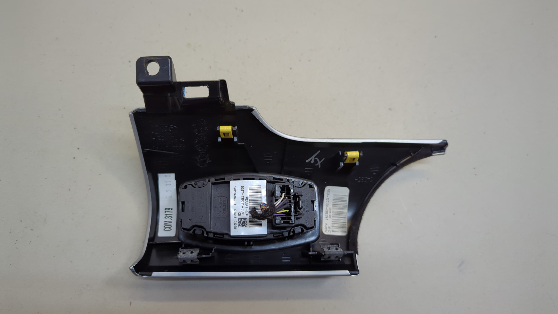 Переключатель света фар