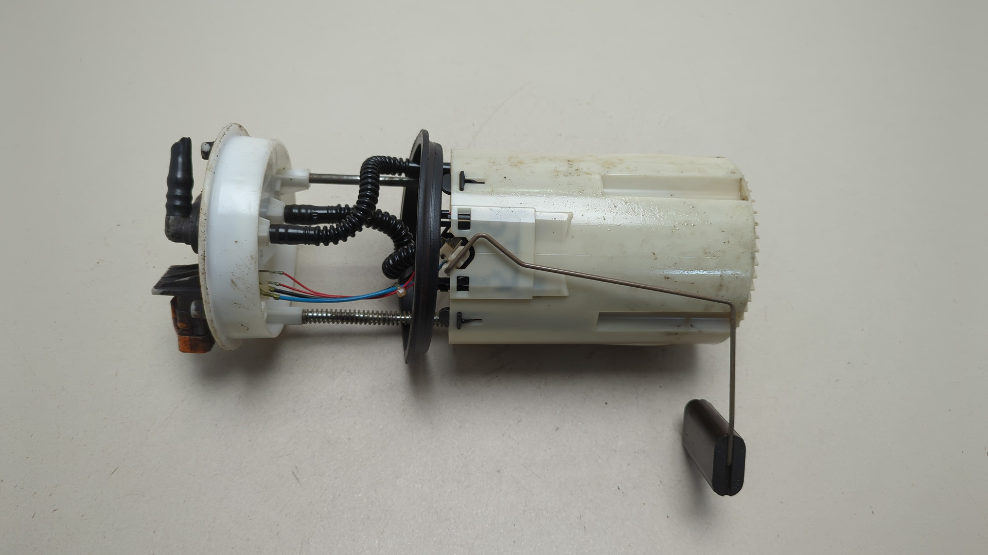 Насос топливный электрический