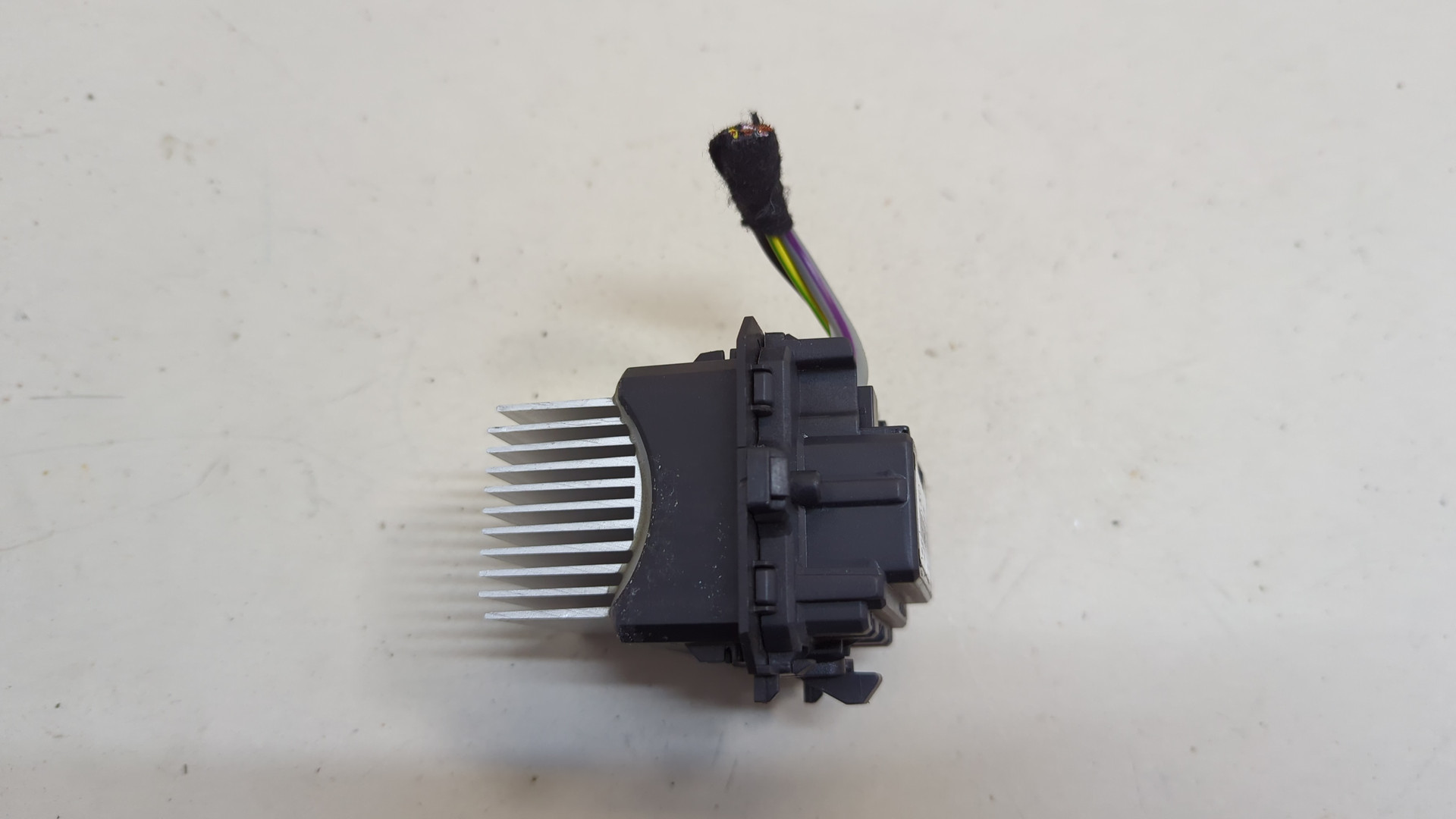 Резистор отопителя