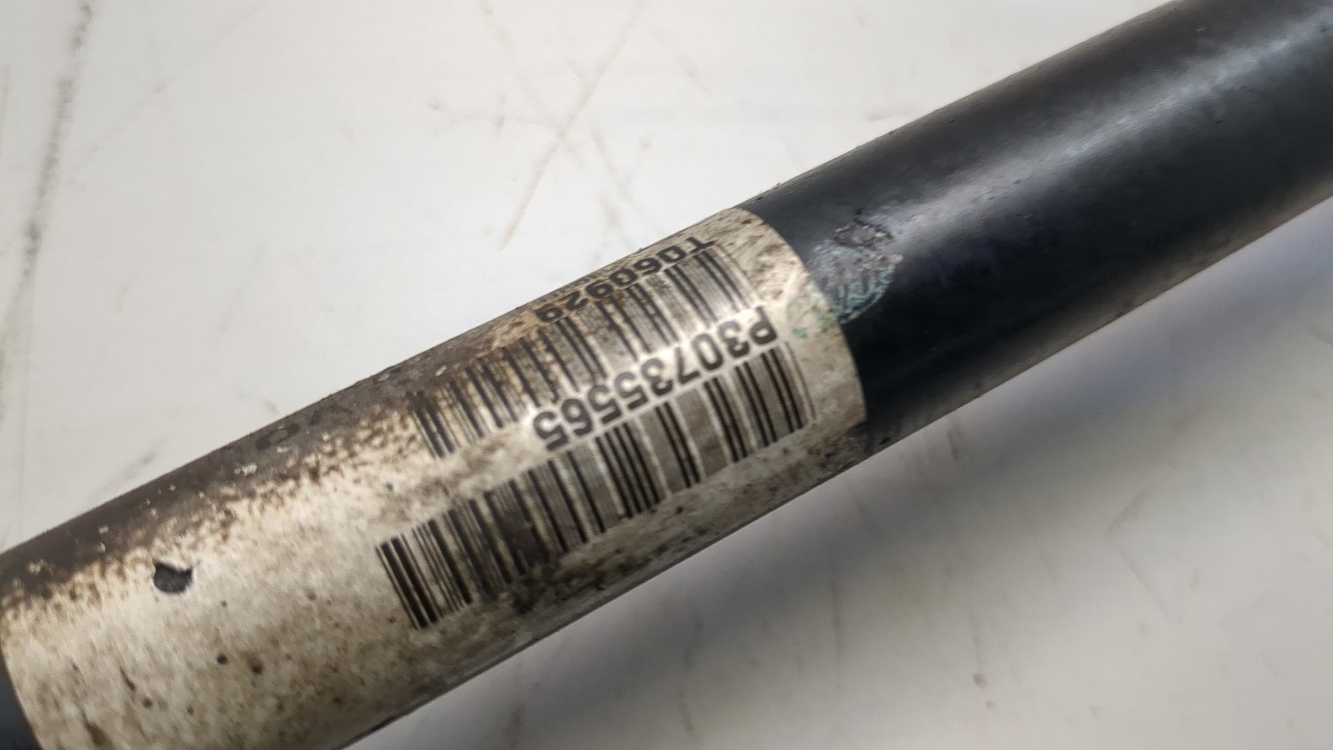 Полуось задняя левая