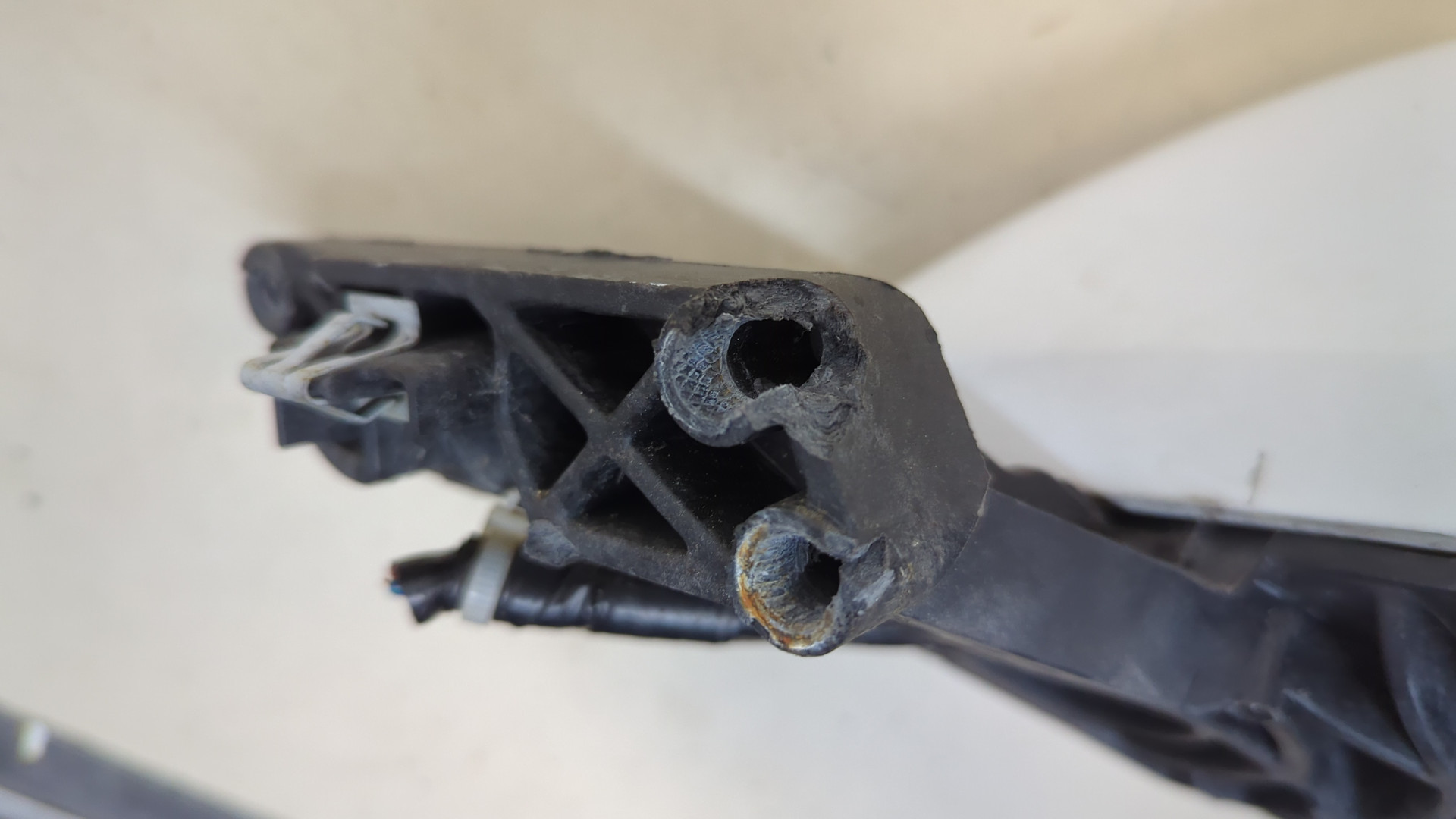 Зеркало правое электрическое