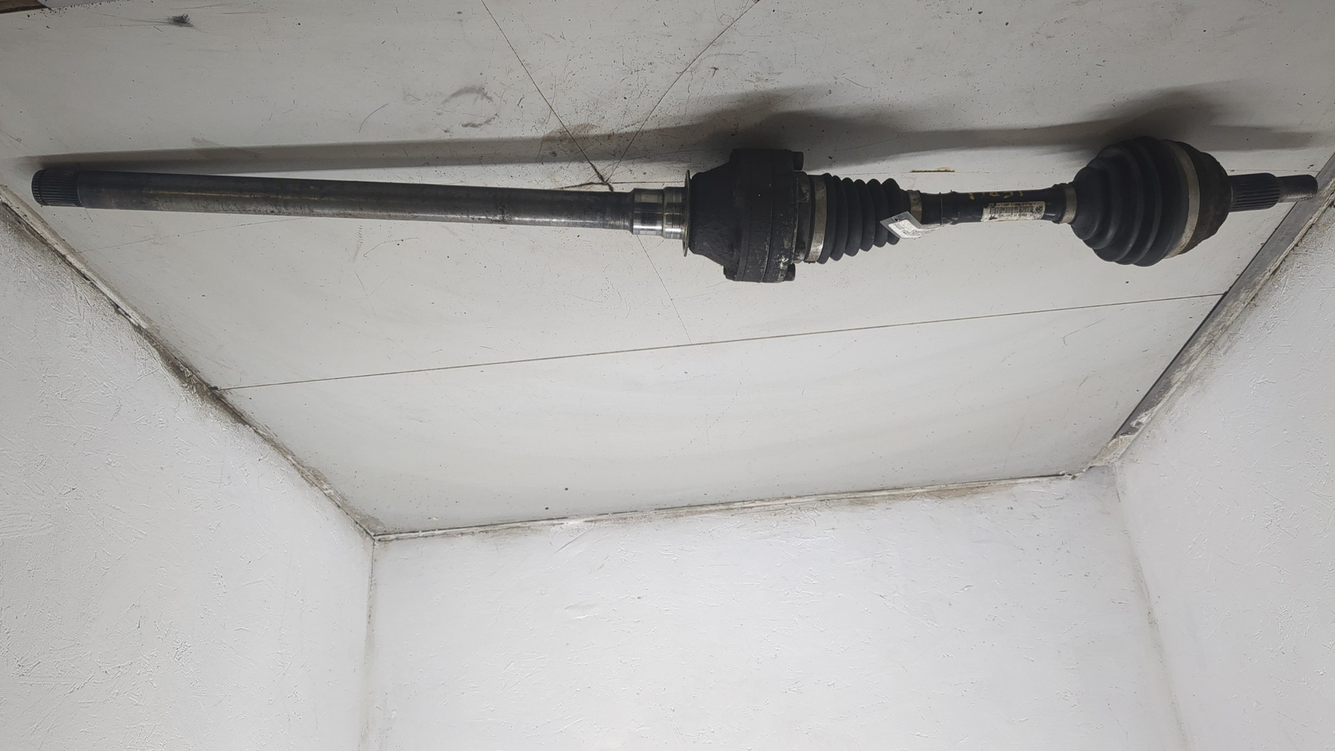 Полуось передняя правая