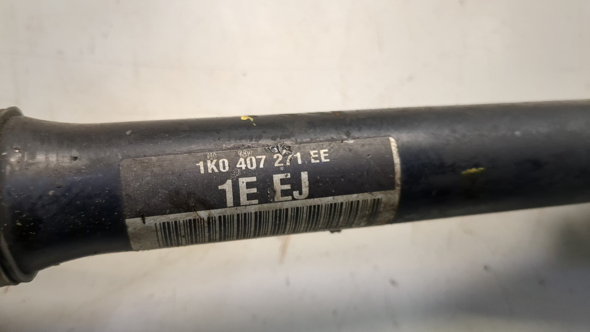 Полуось передняя левая