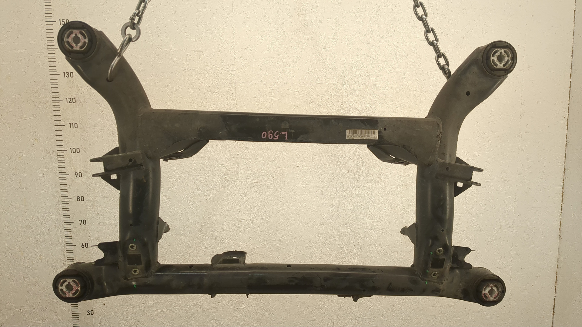 Балка задняя