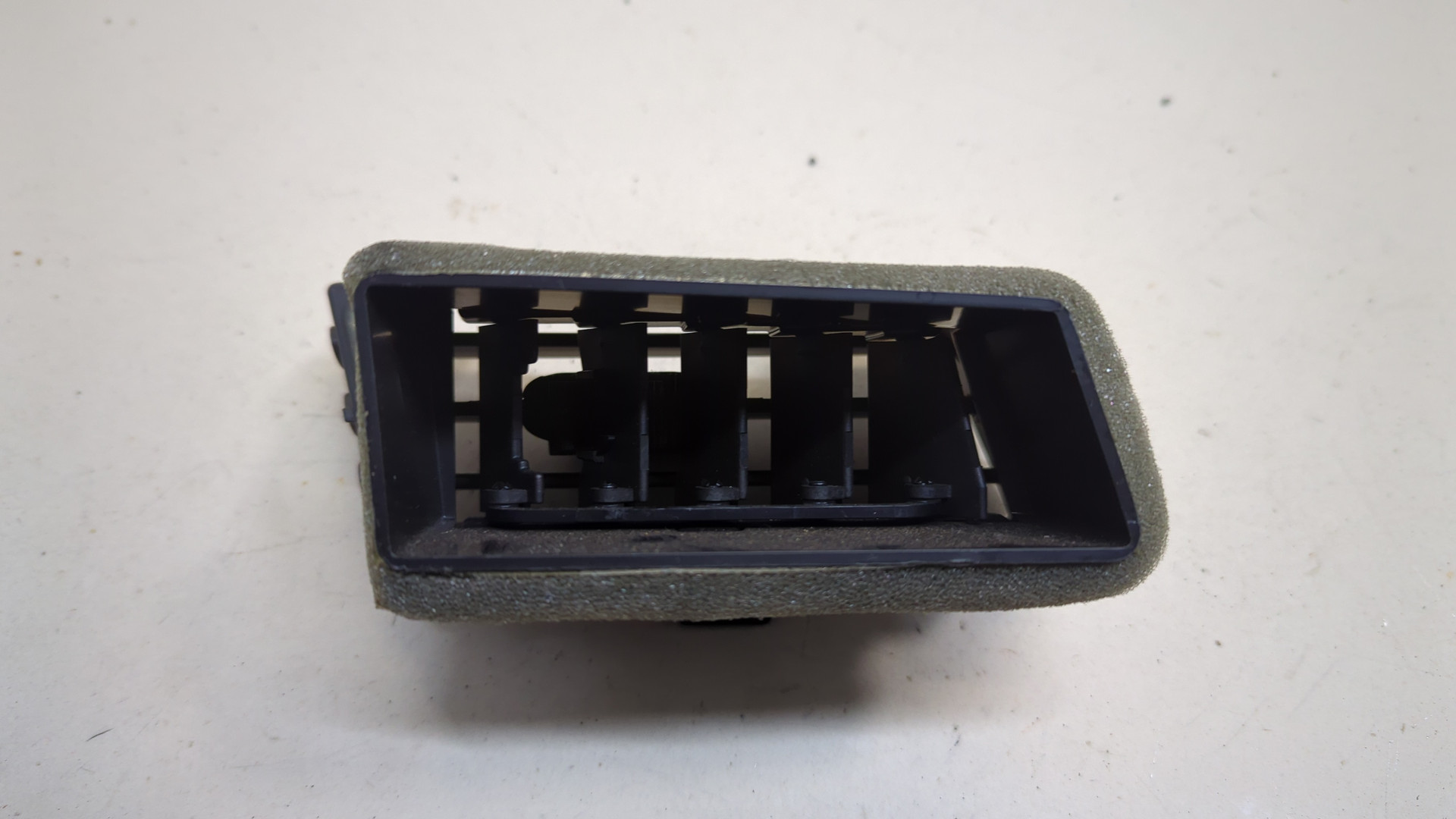 Дефлектор воздушный