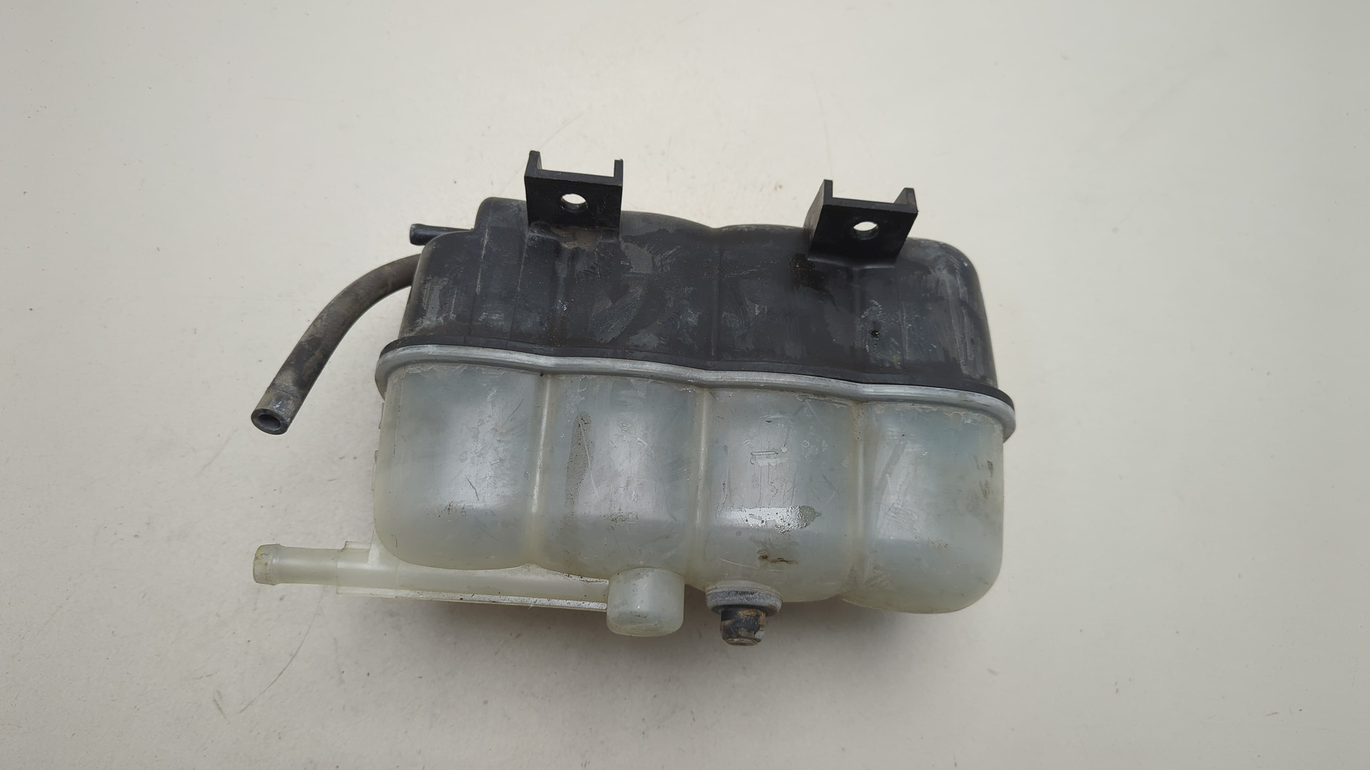 Бачок расширительный