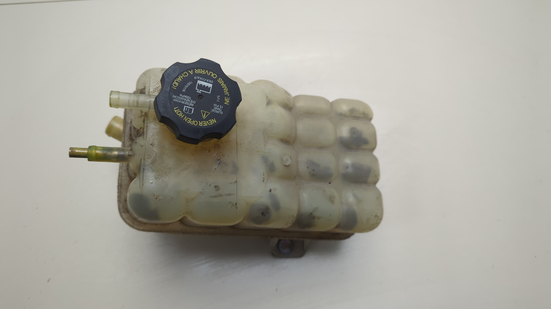 Бачок расширительный