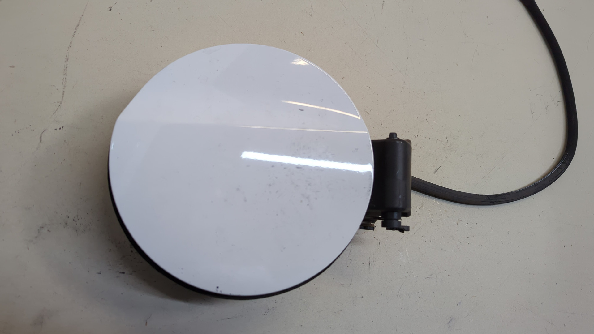 Лючок бензобака