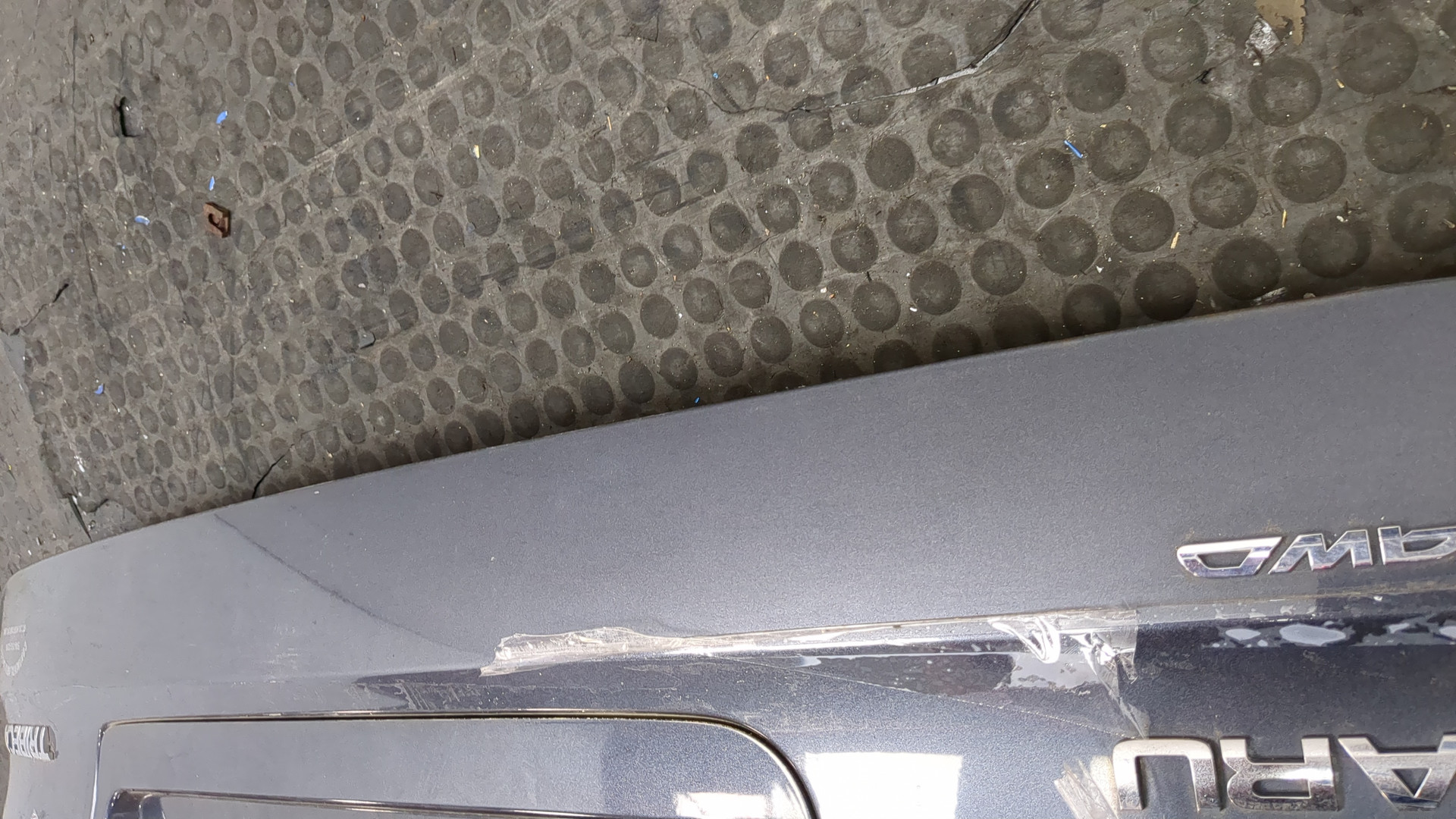 Дверь багажника