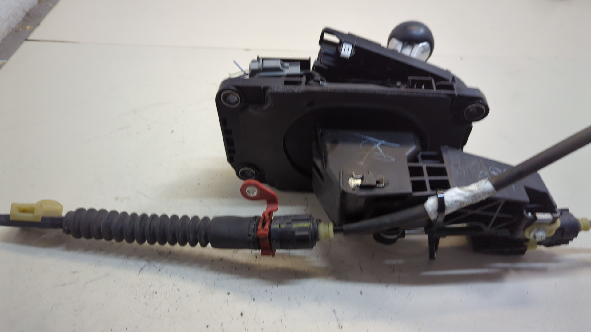 Кулиса МКПП / АКПП