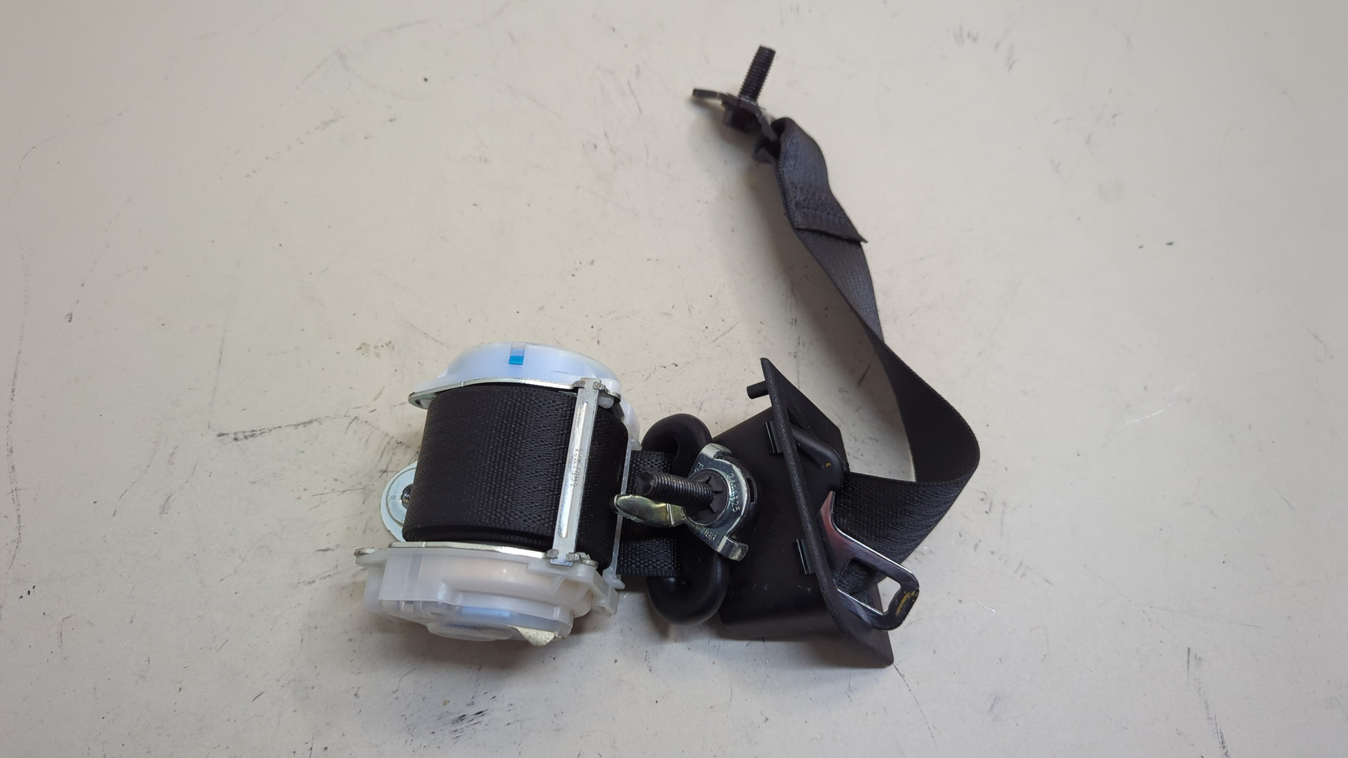 Ремень безопасности