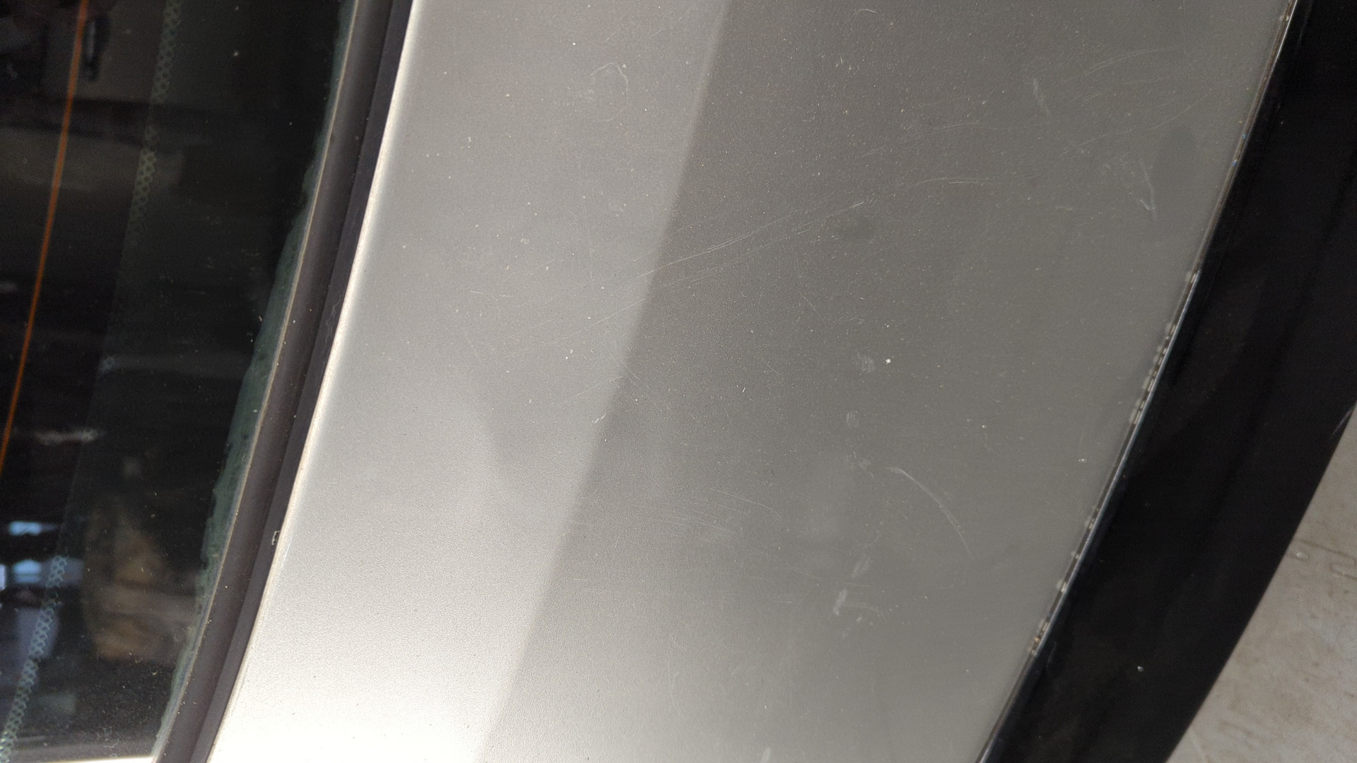 Дверь багажника