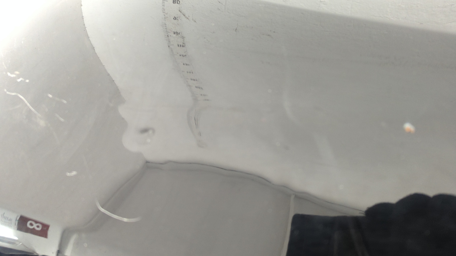 Крыло переднее правое