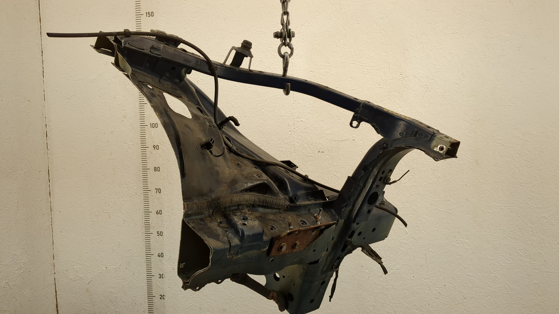 Лонжерон передний левый