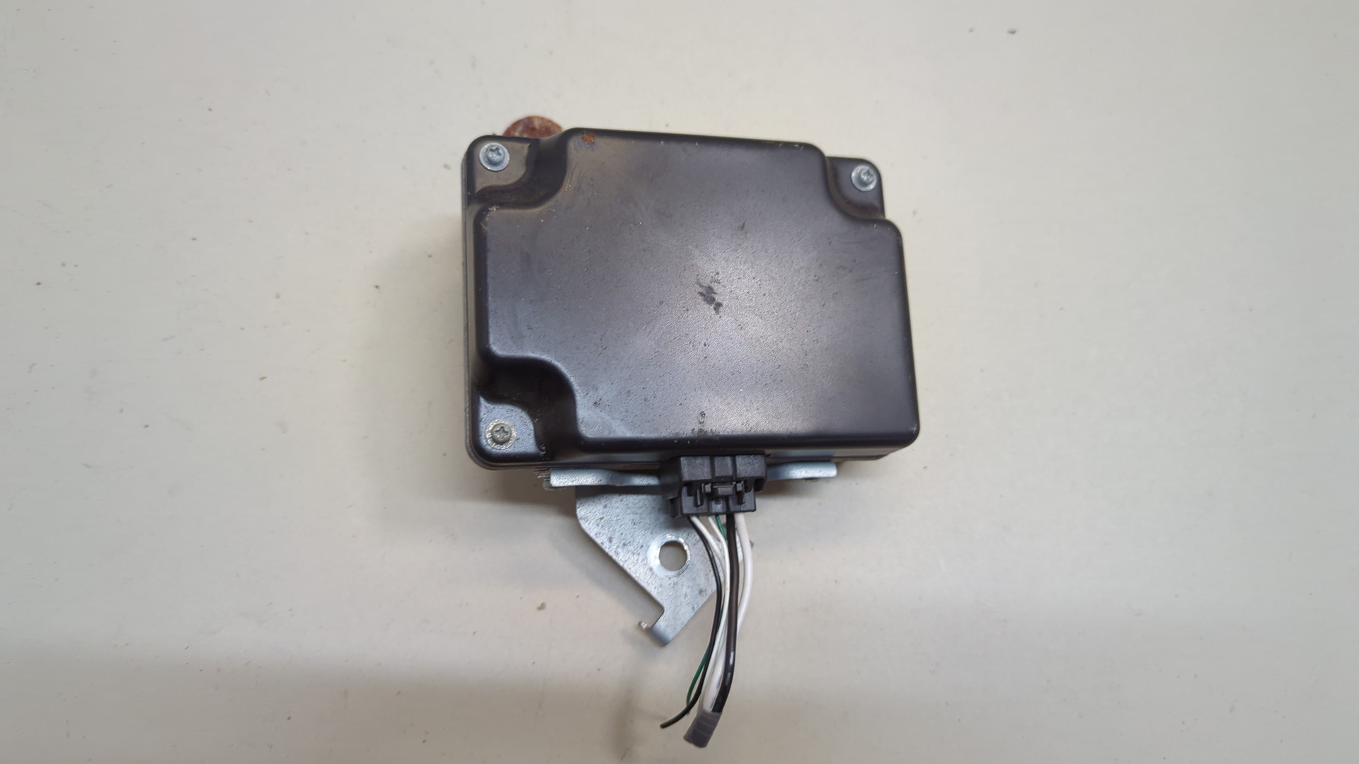 Преобразователь напряжения (адаптер)