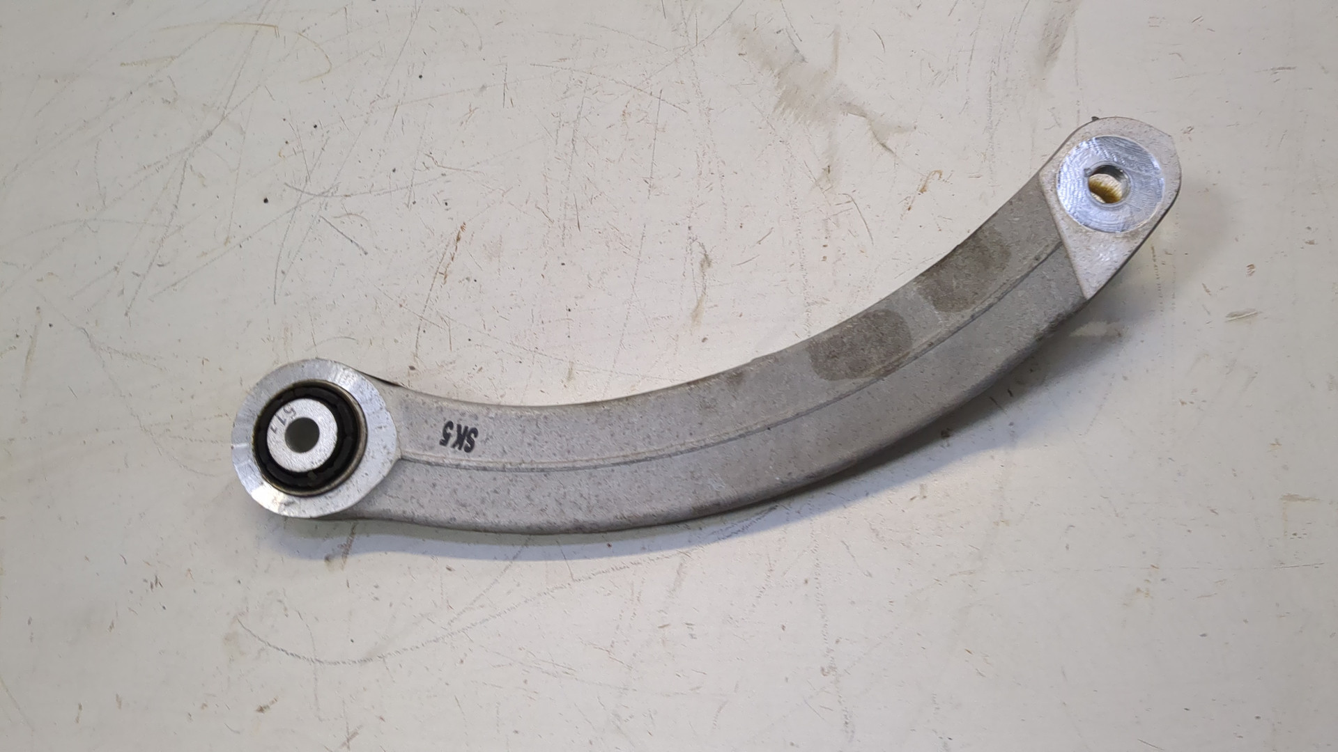 Рычаг задний