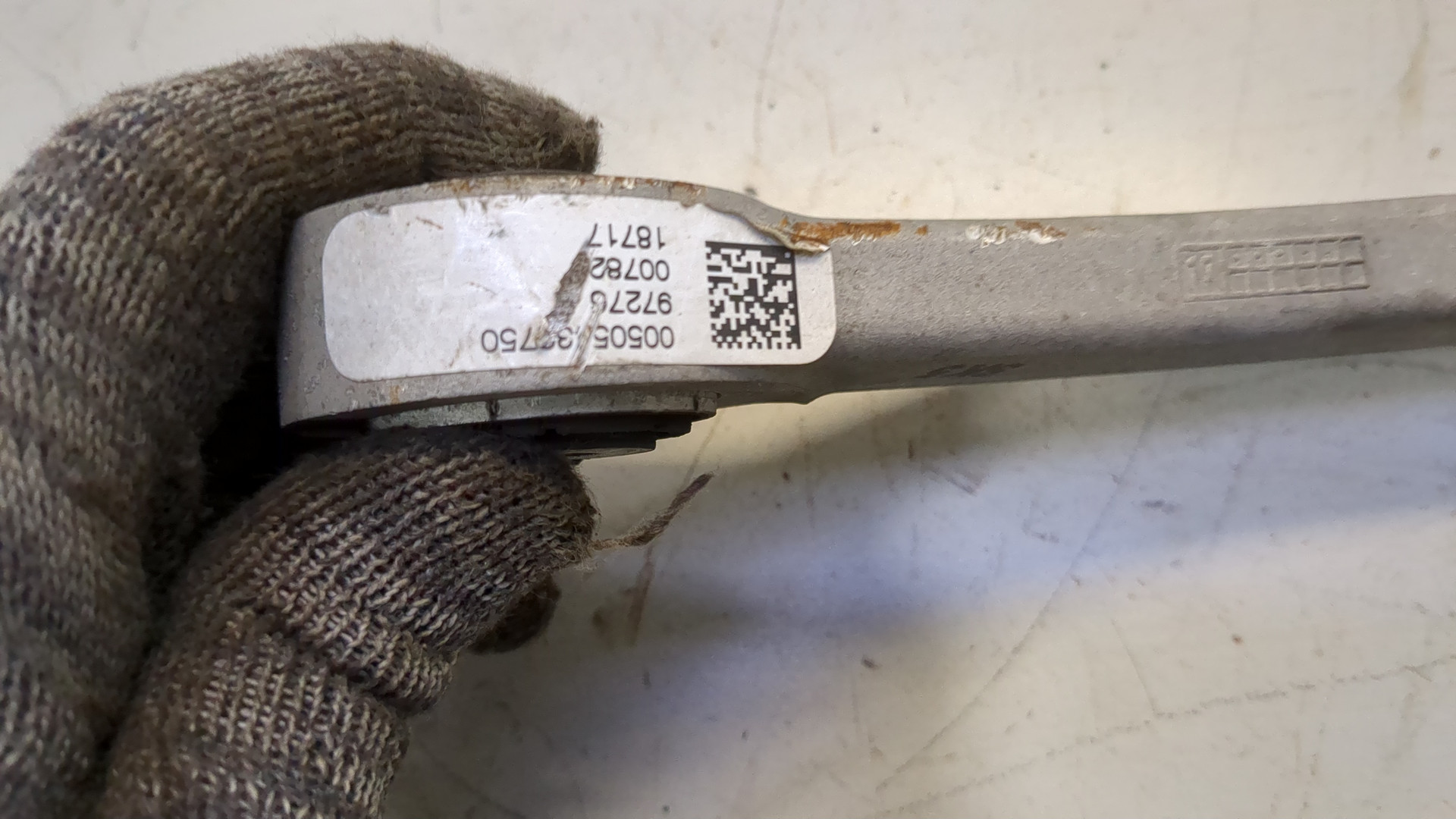 Рычаг задний