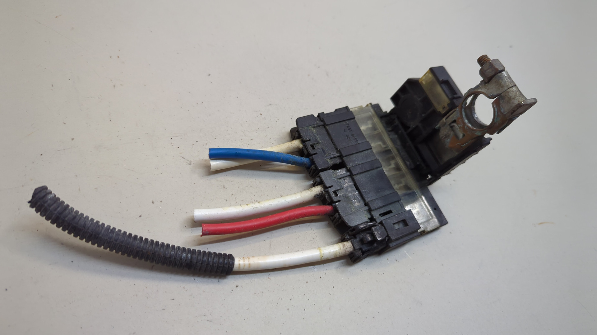 Блок предохранителей