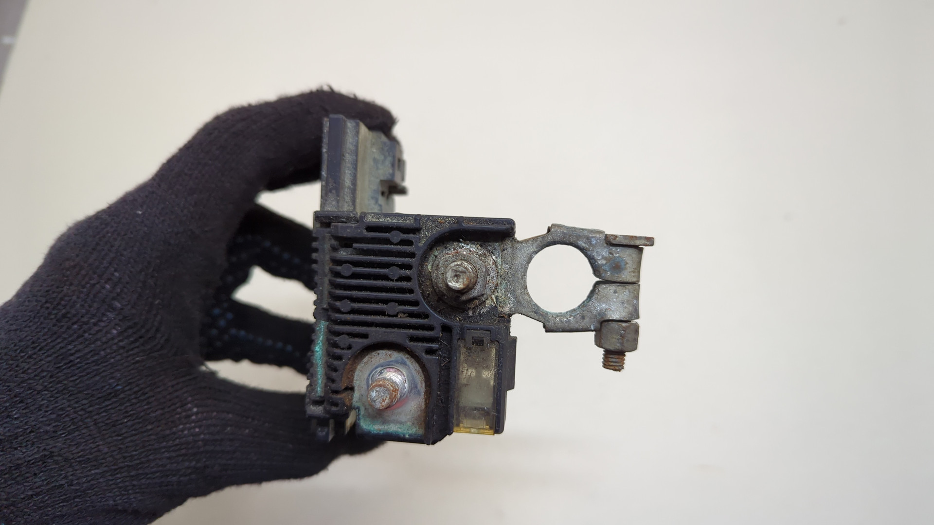 Блок предохранителей