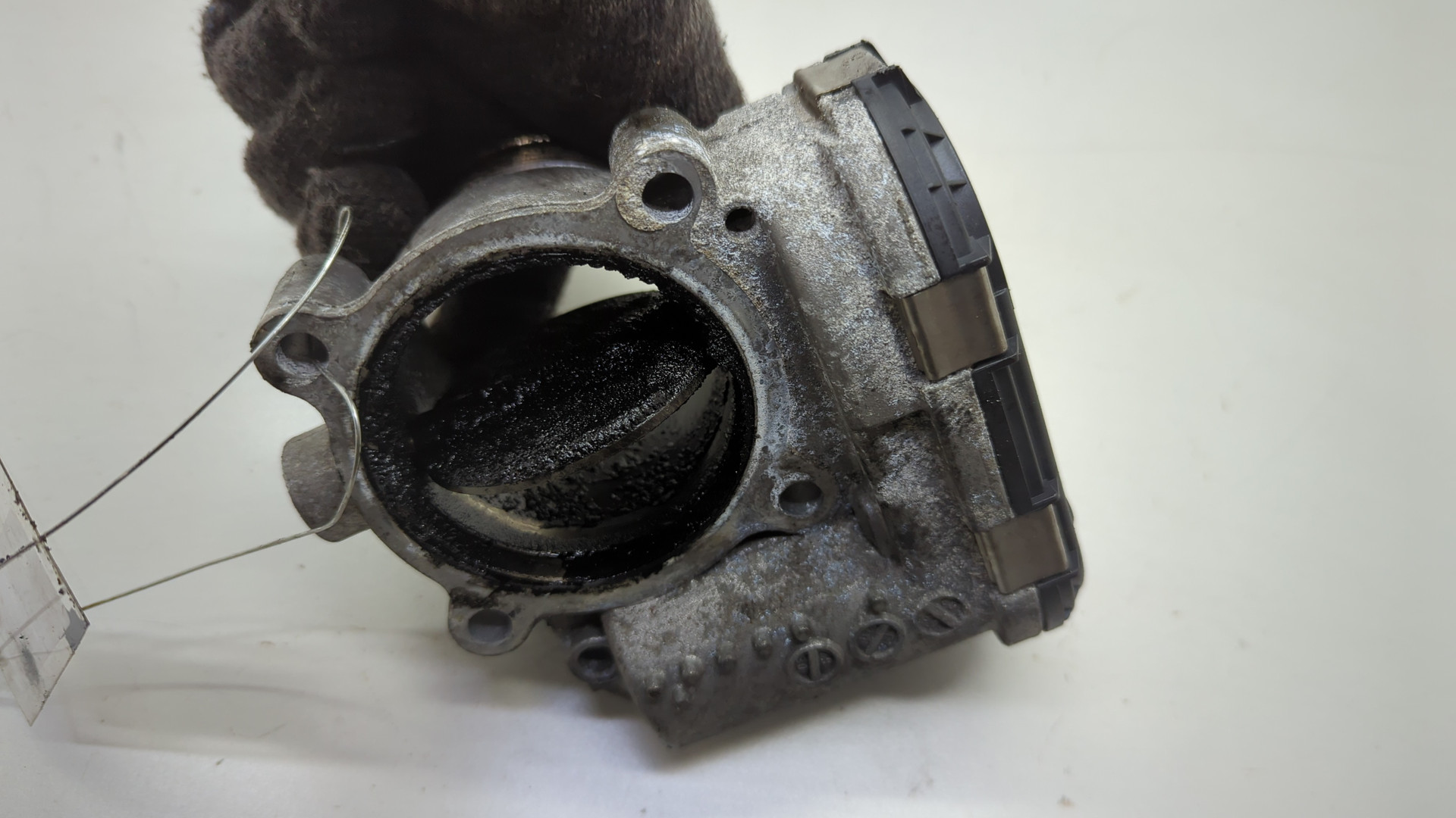 Заслонка дроссельная электрическая