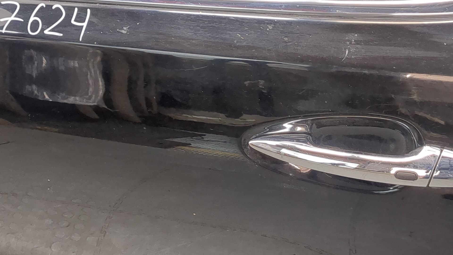 Дверь задняя левая