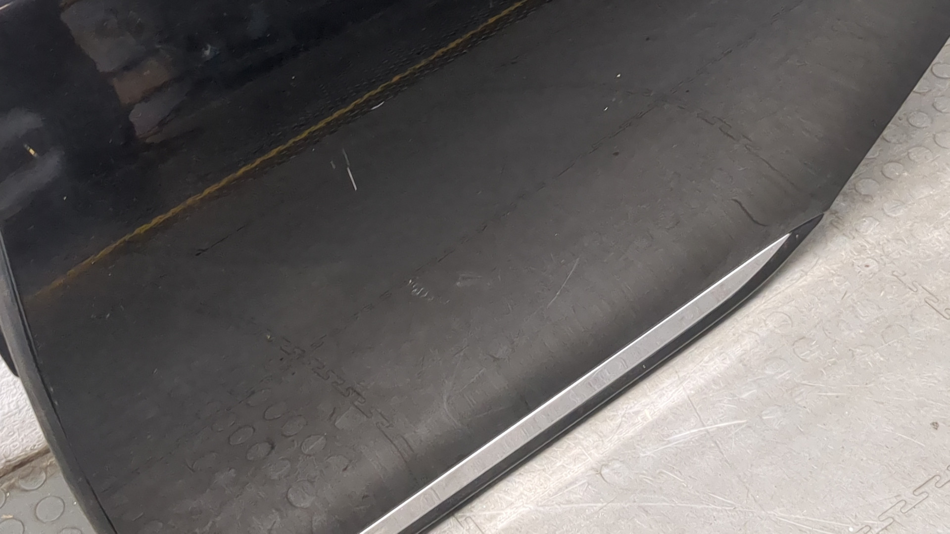 Дверь задняя левая