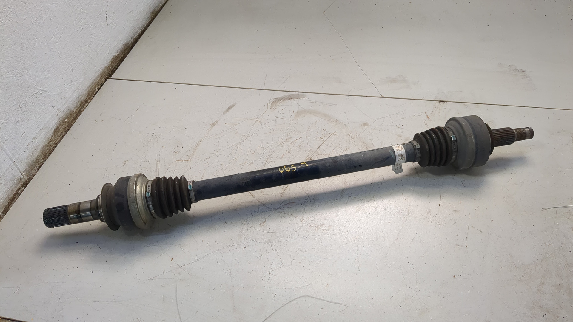 Полуось задняя