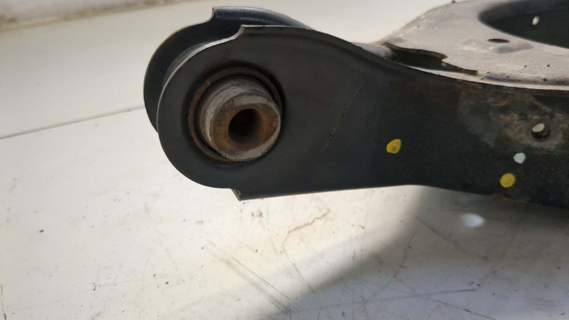 Рычаг задний