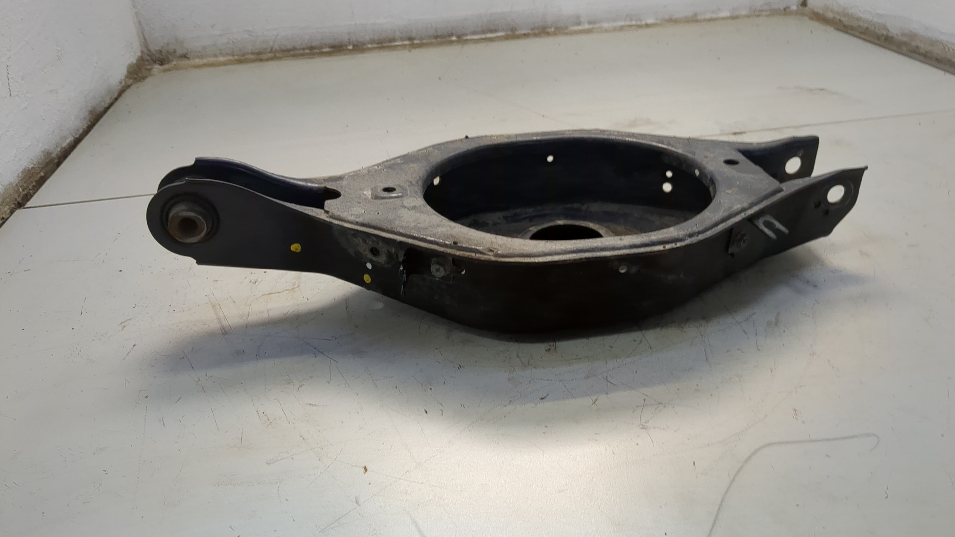 Рычаг задний