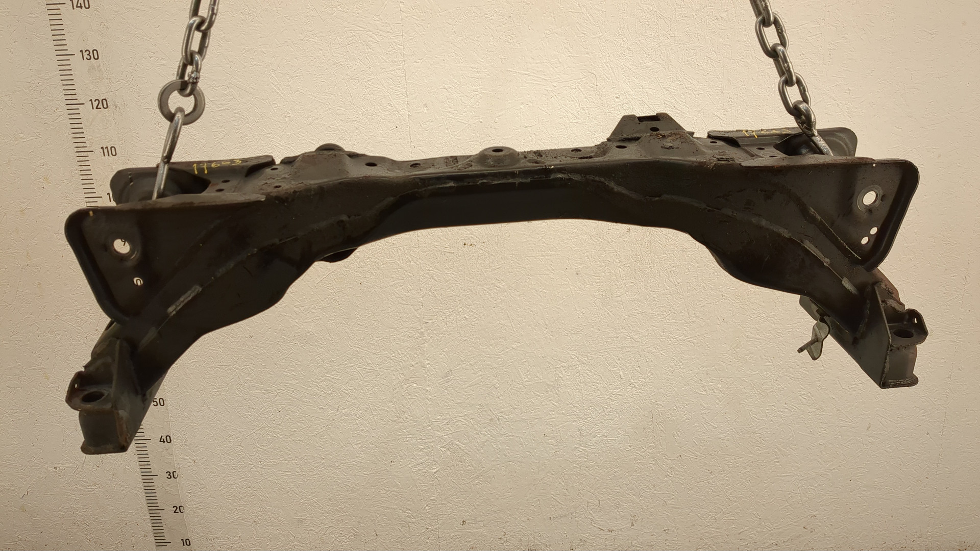 Балка подмоторная