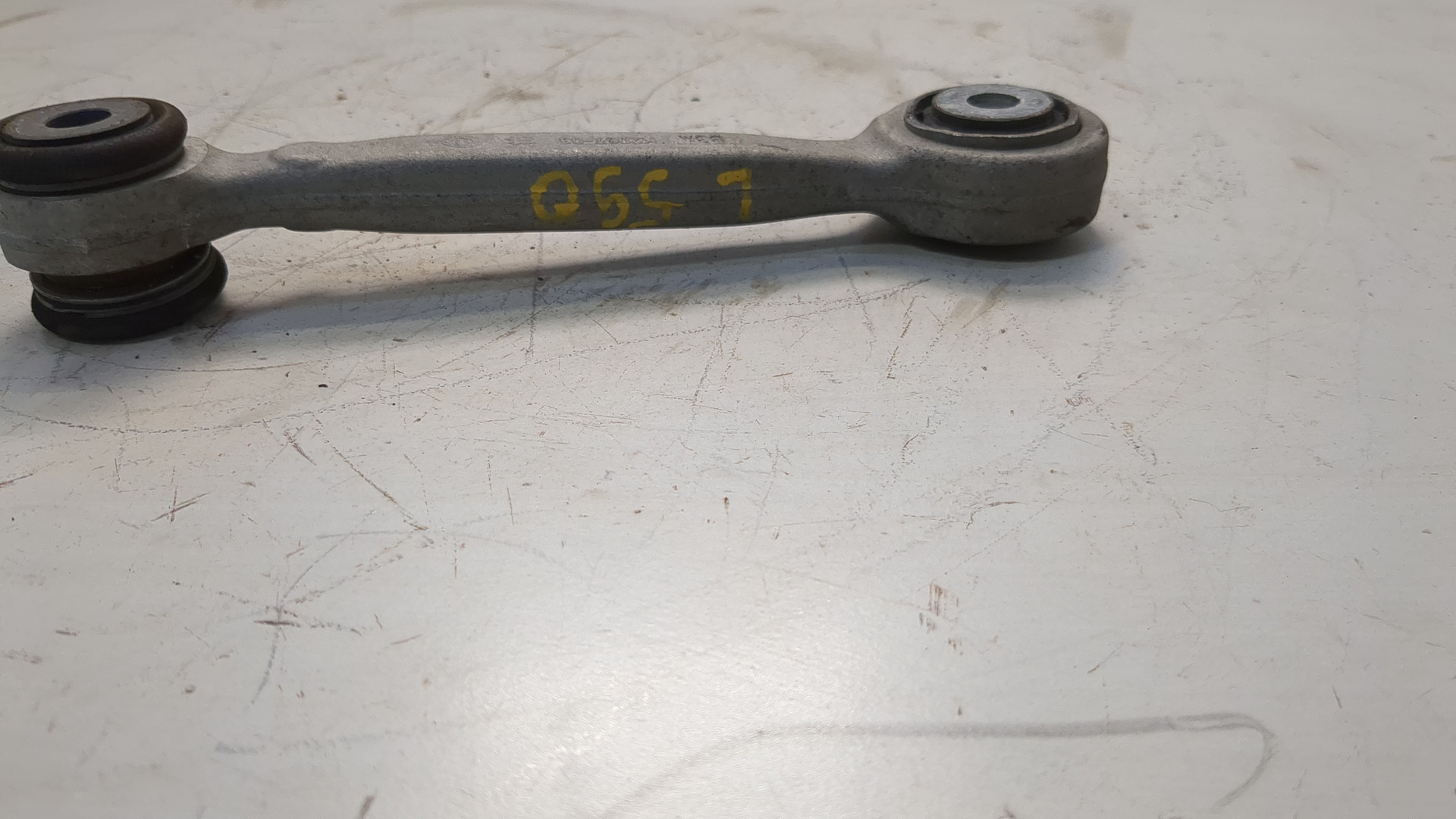 Рычаг задний