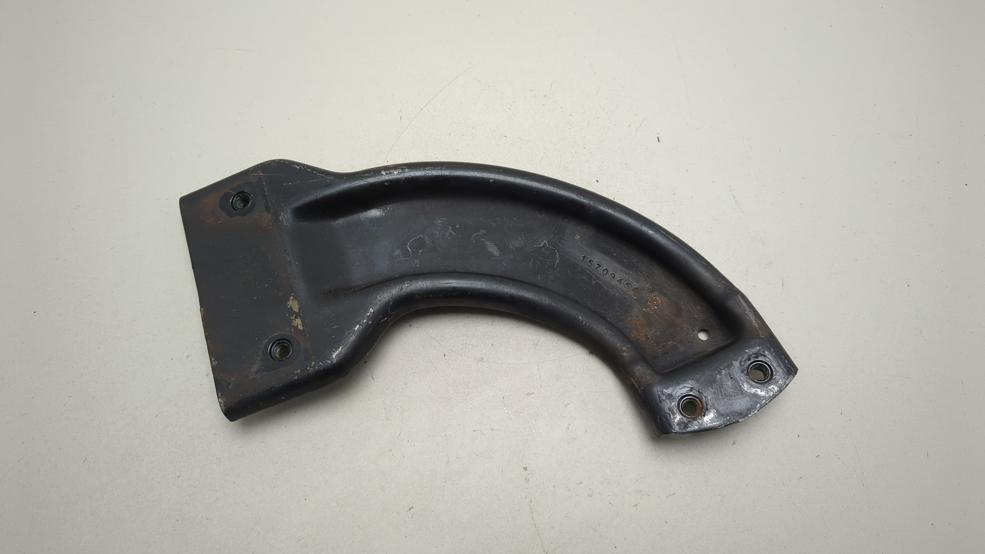 Кронштейн крепления крыла