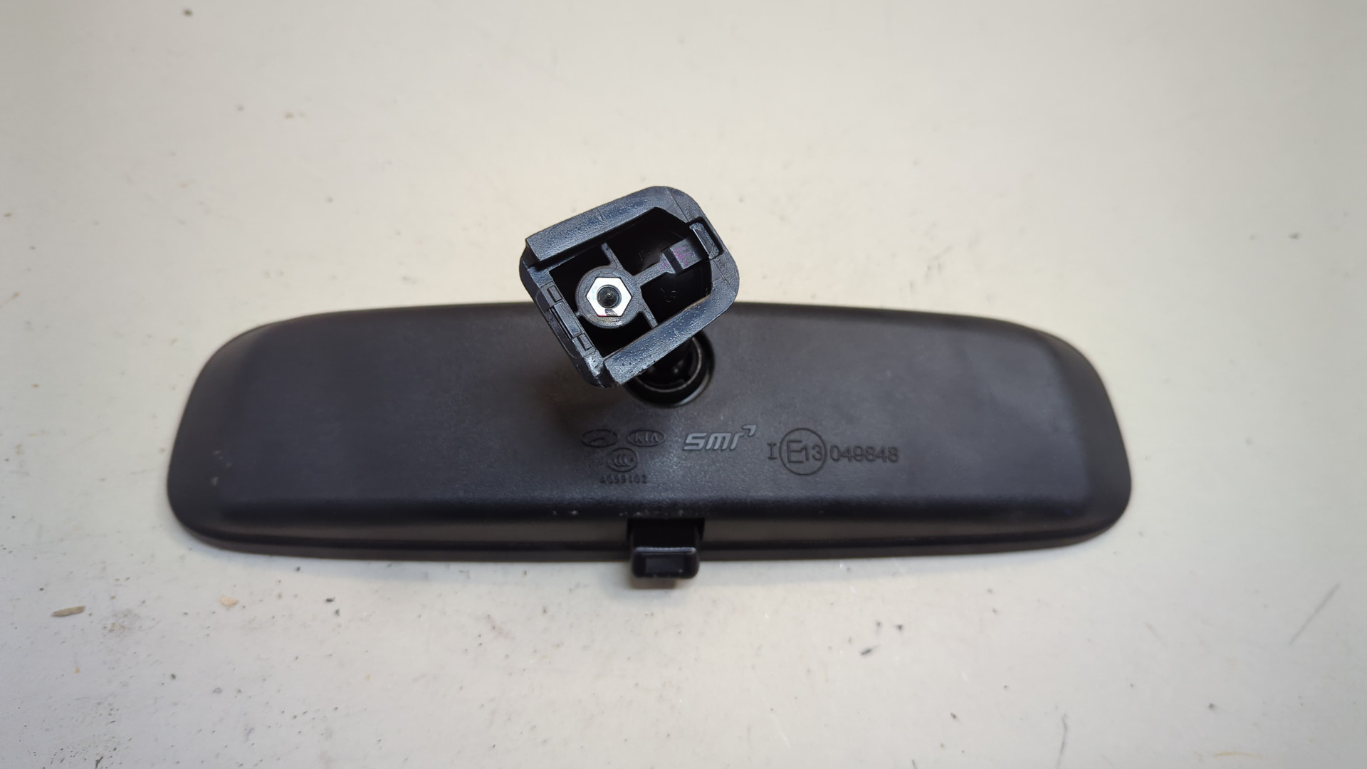 Зеркало заднего вида