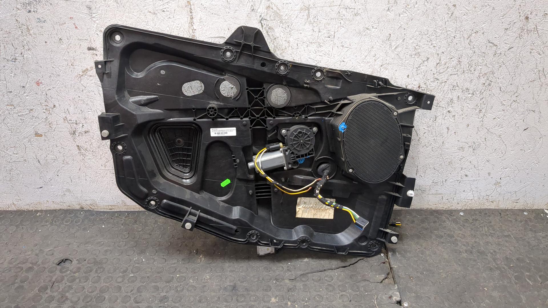 Стеклоподъемник электр. передний левый