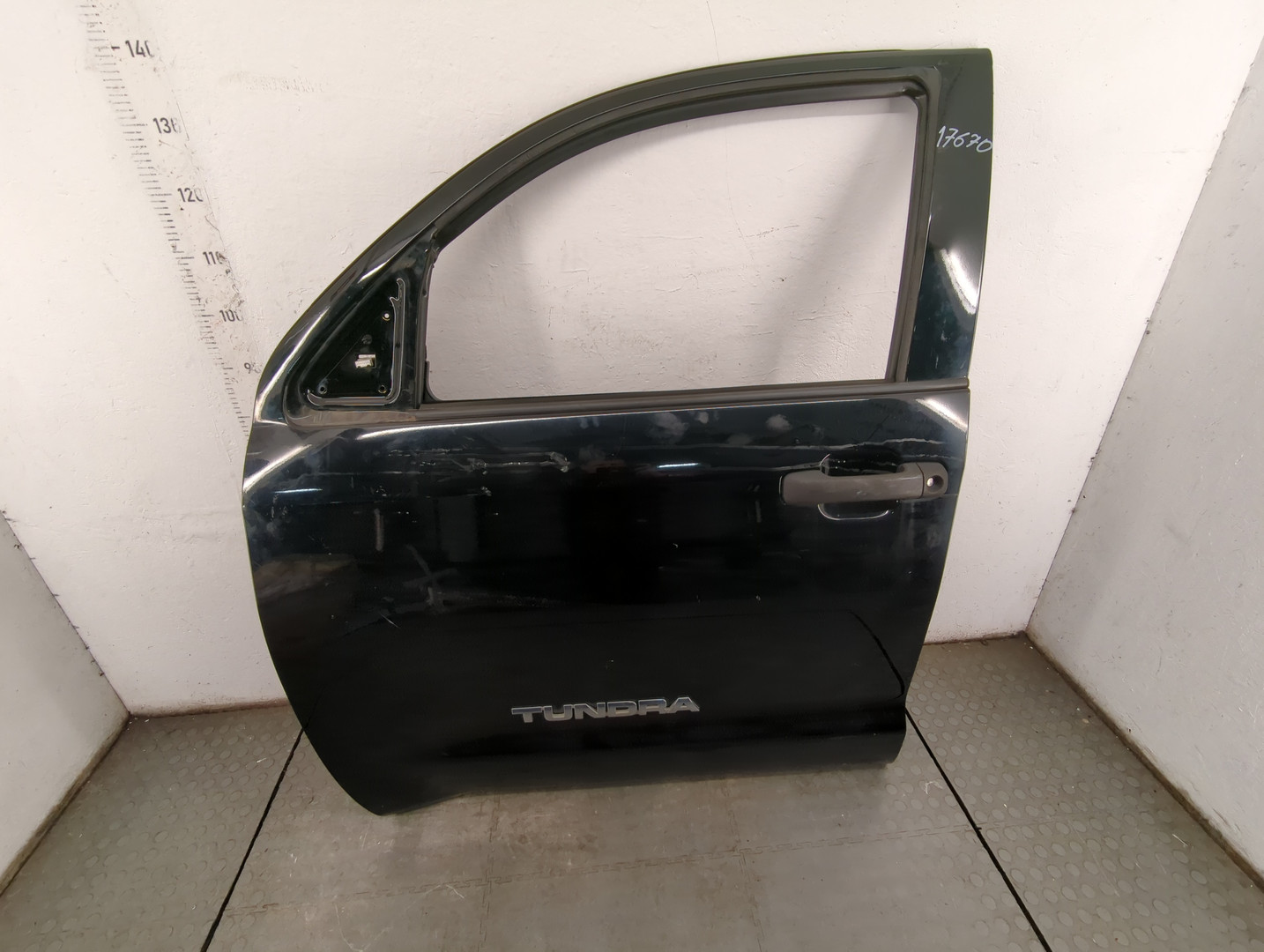 Дверь передняя левая