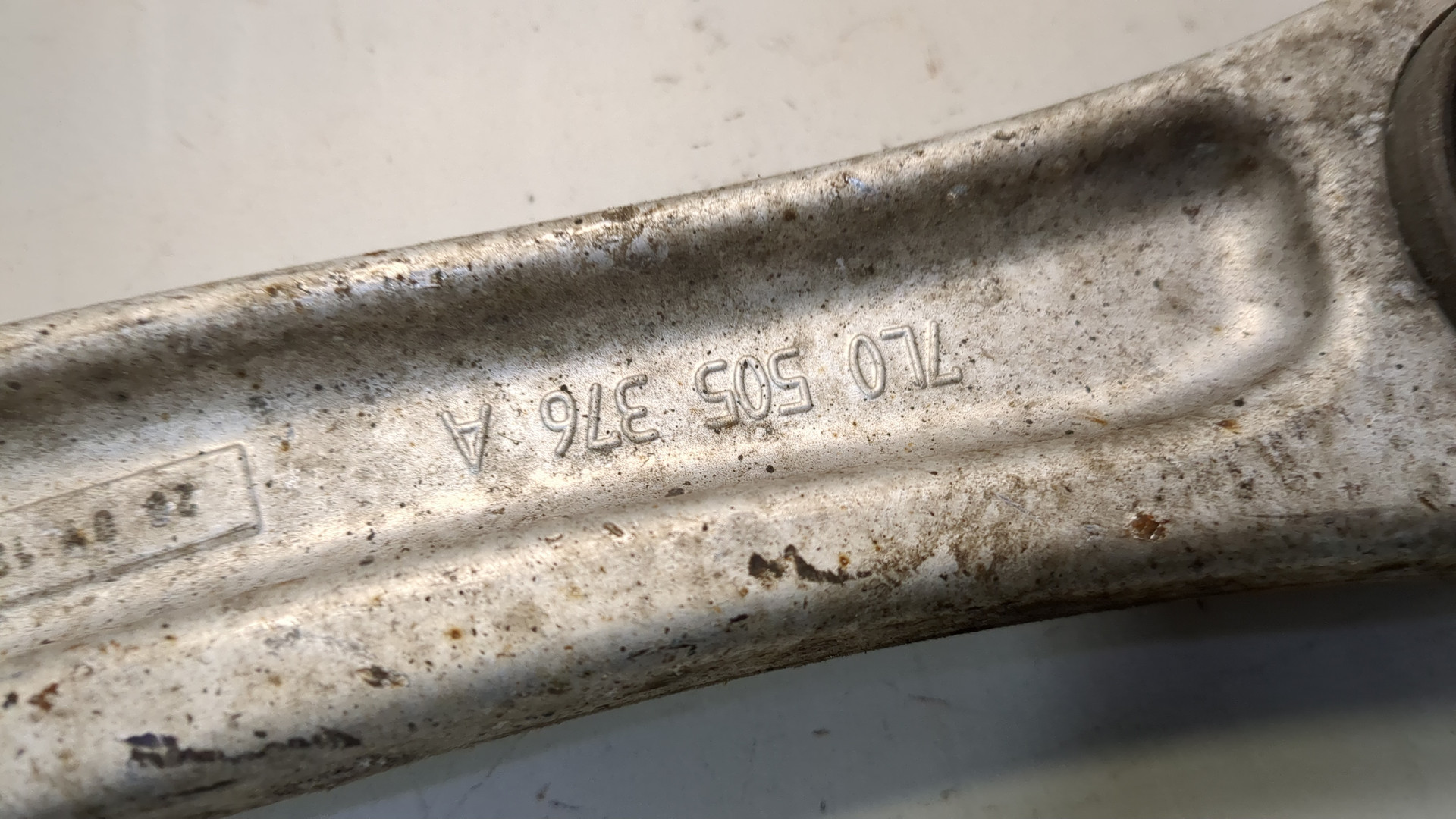 Рычаг задний