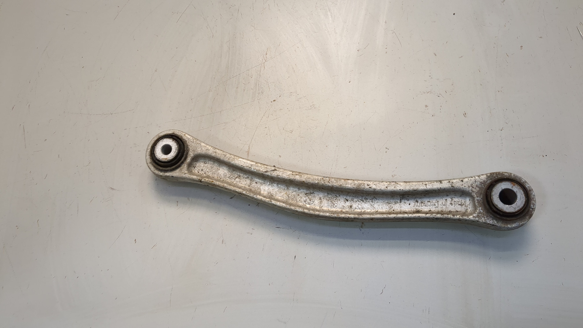 Рычаг задний