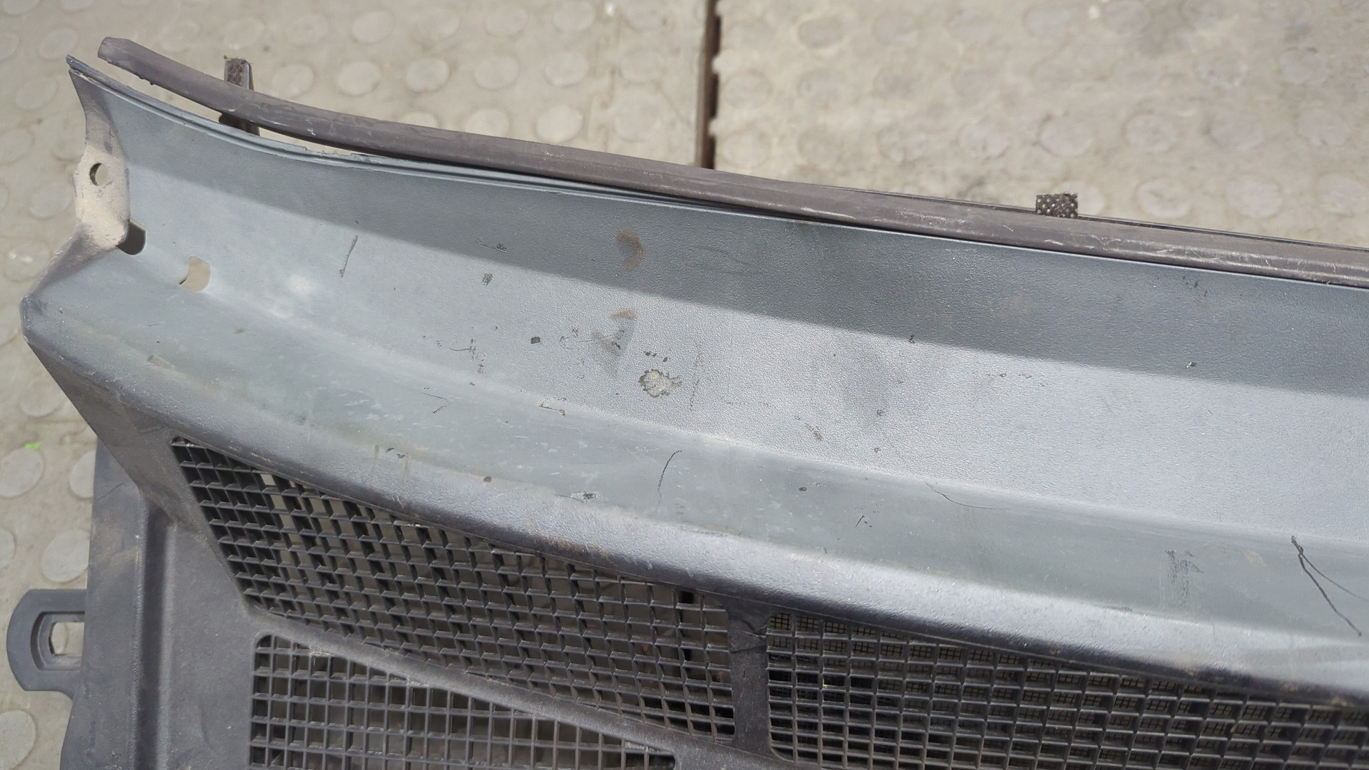 Решетка стеклоочистителей (Жабо)