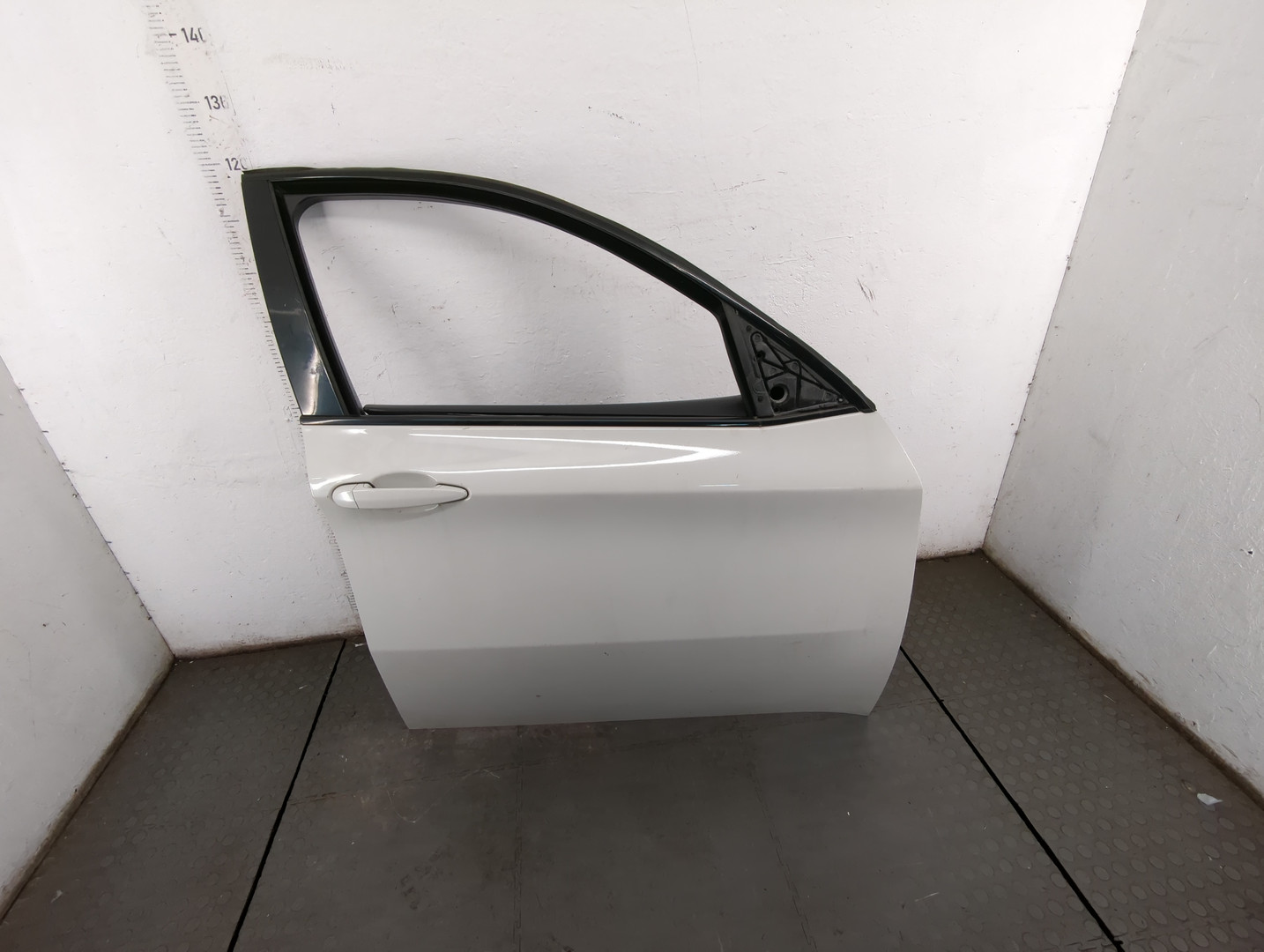 Дверь передняя правая