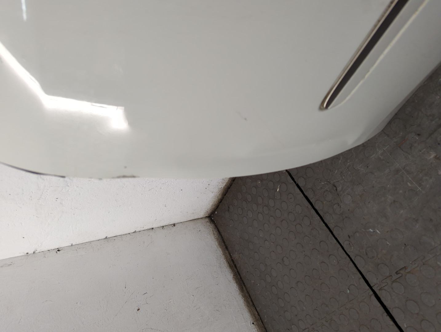 Дверь передняя левая