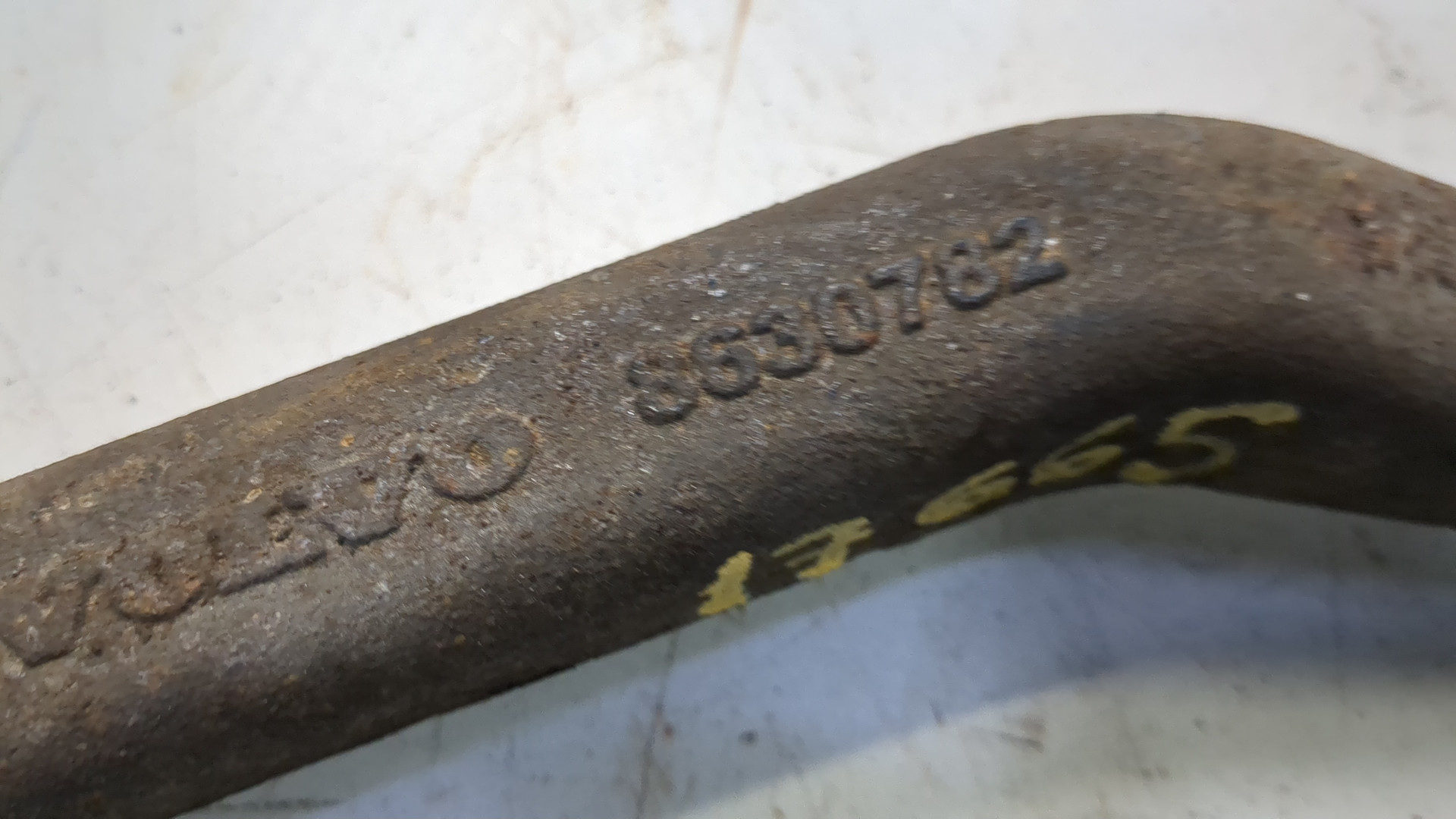 Рычаг задний левый