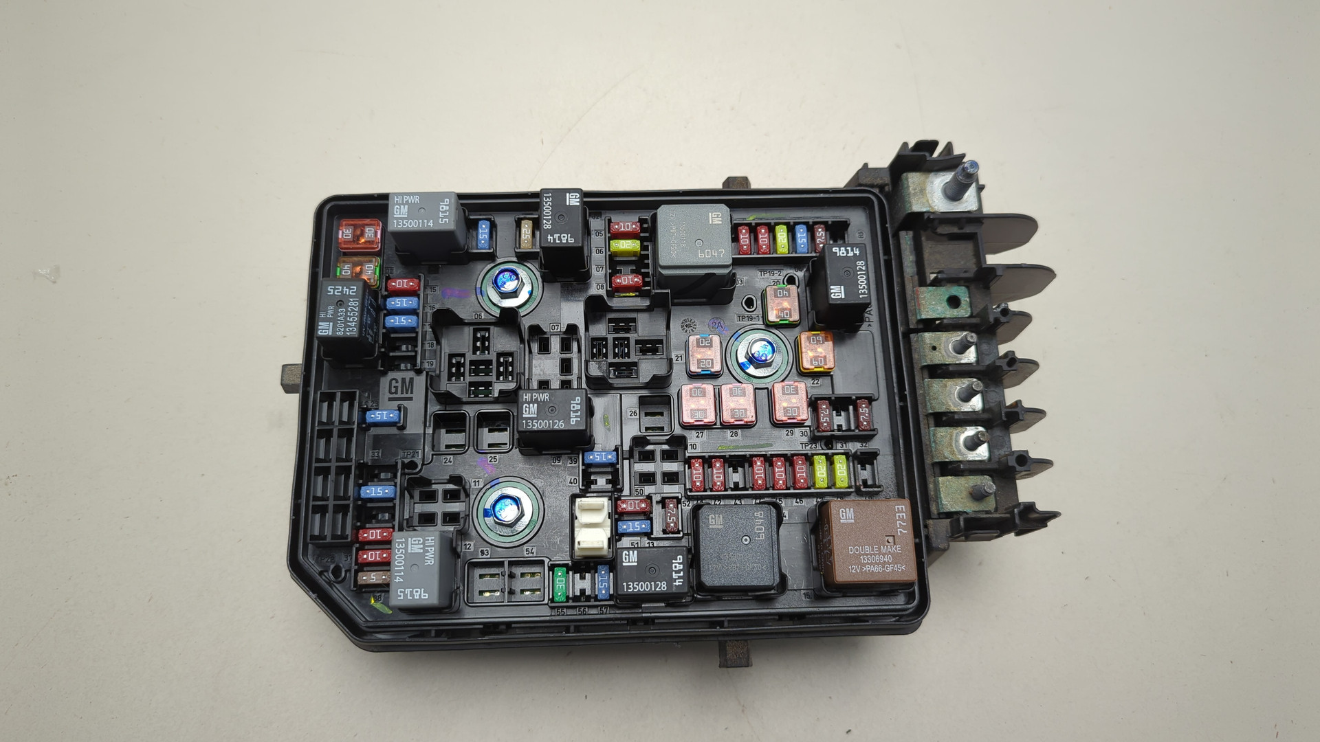 Блок предохранителей