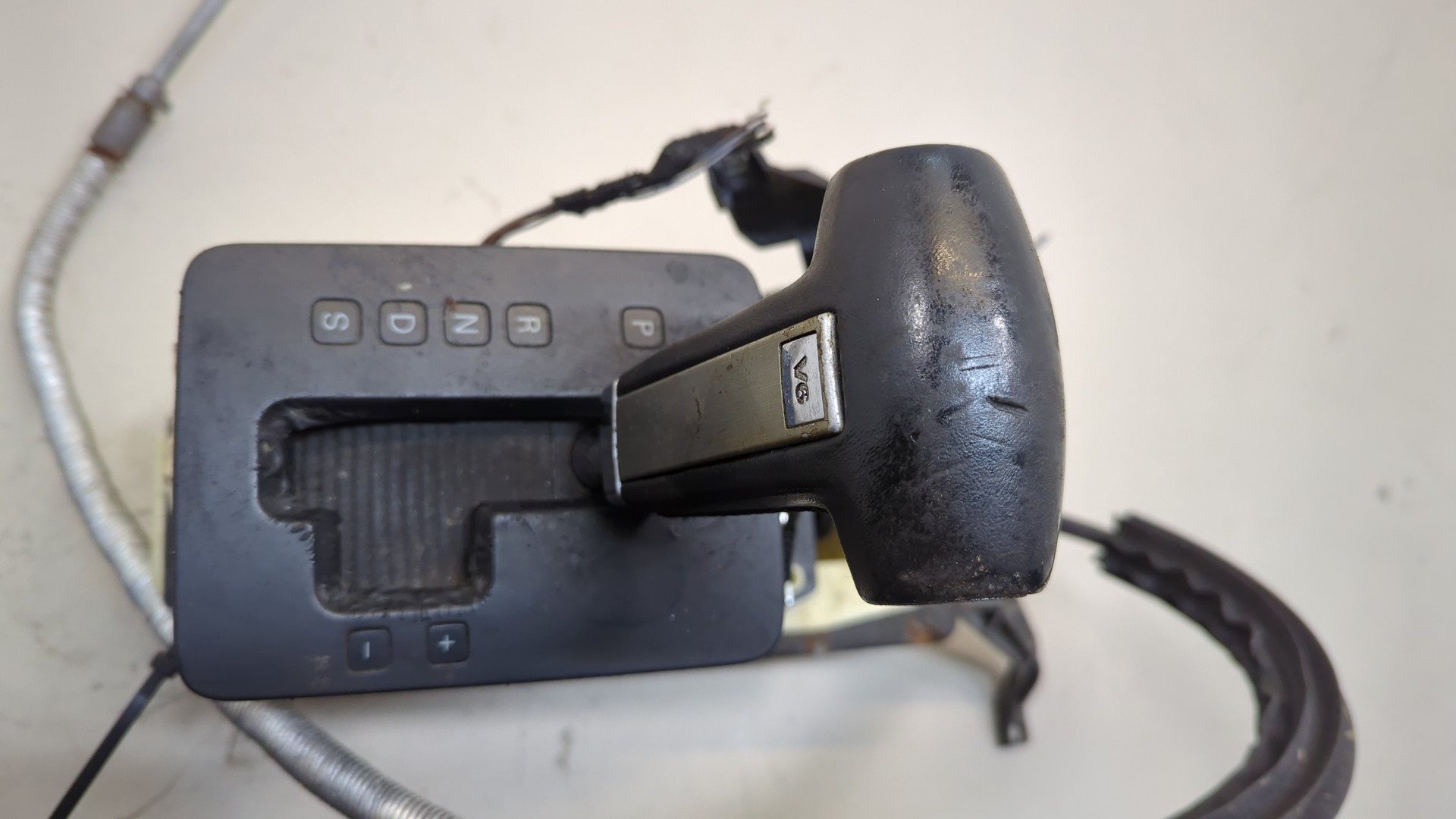 Кулиса МКПП / АКПП