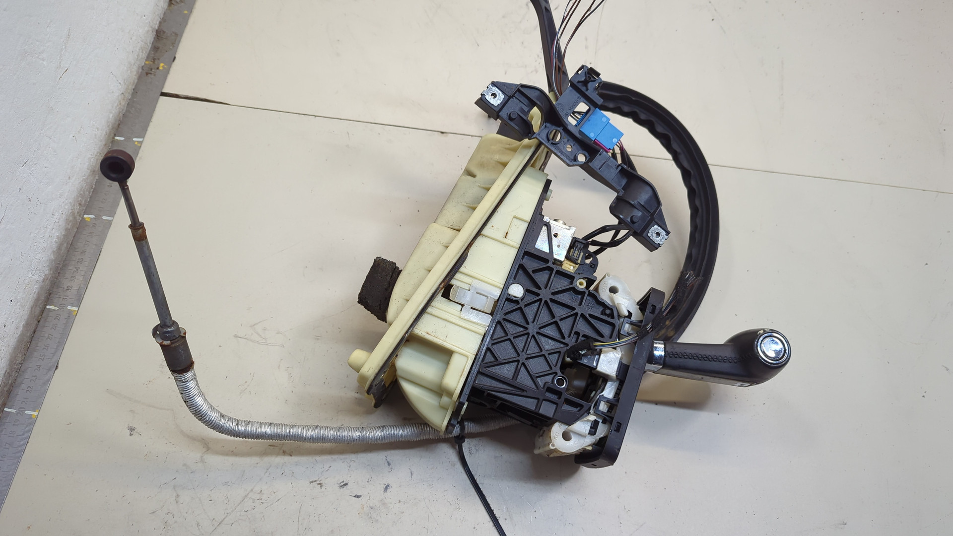 Кулиса МКПП / АКПП