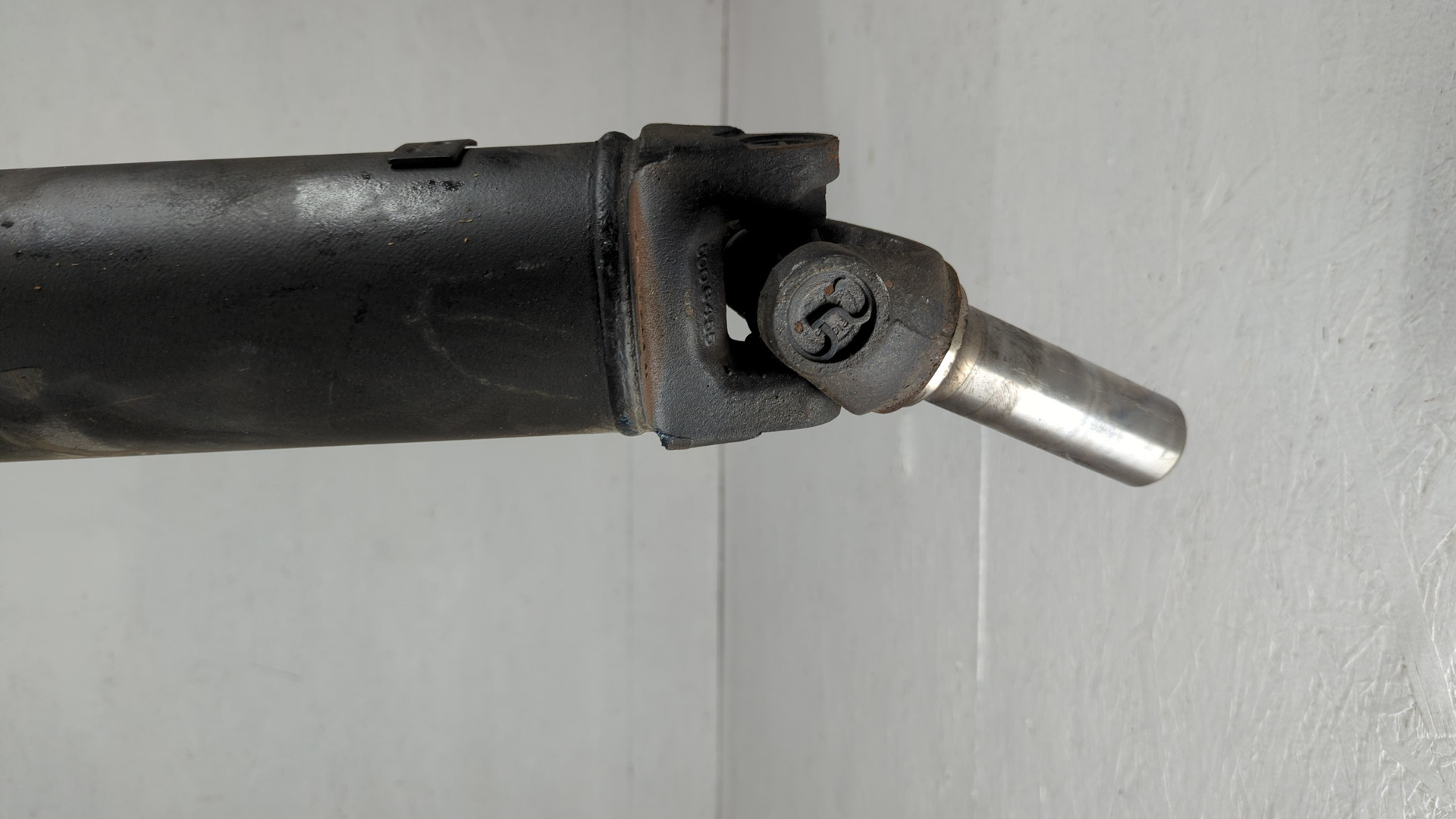 Вал карданный задний