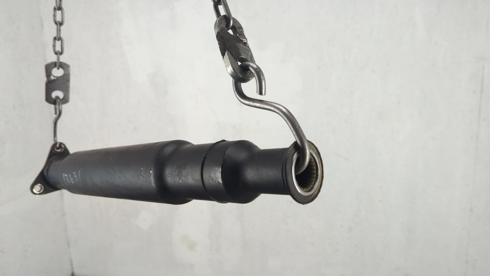 Вал карданный задний