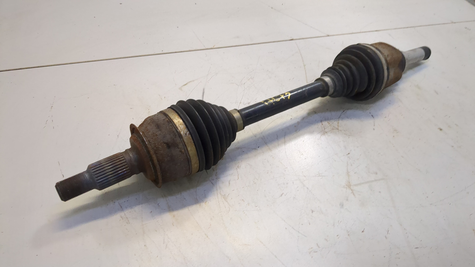 Полуось передняя левая